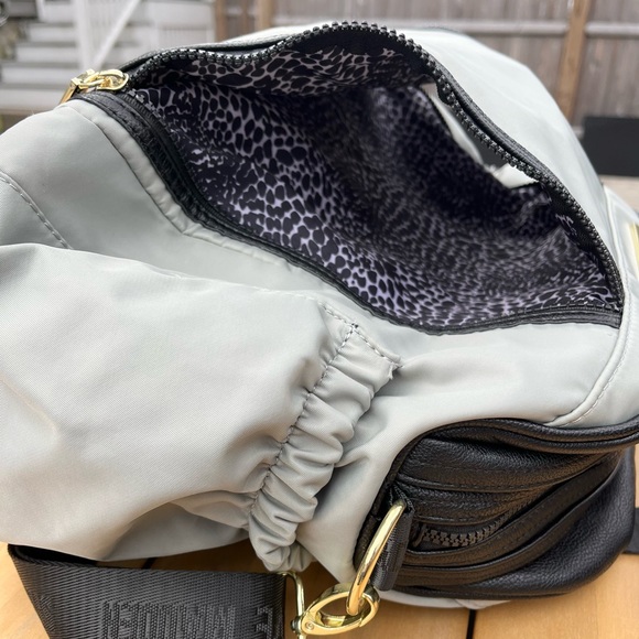 STEVE MADDEN Grey Nylon and Black Leather Duffle Bag with Gold Hardware - Picture 8 of 14